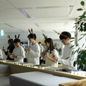 会社の忘年会でハンドベル