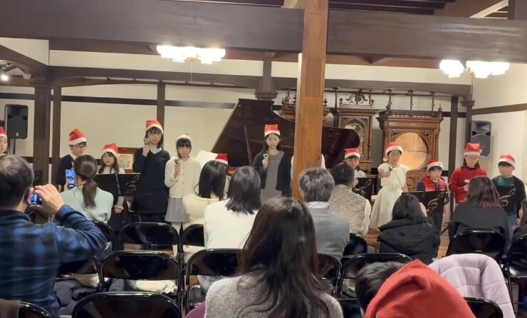 ピアノ教室でハンドベル