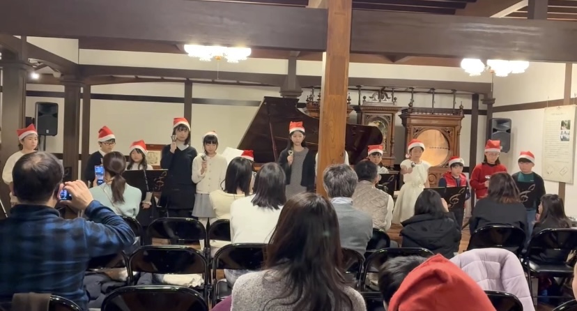 ピアノ教室でハンドベル